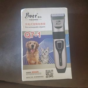 Pet hair clippers